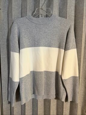 Hippie Rose Gray and White Colorblock Crewneck Sweater